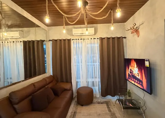 Aparthotel Fireworks View 2 Bedroom - Reynil Manila