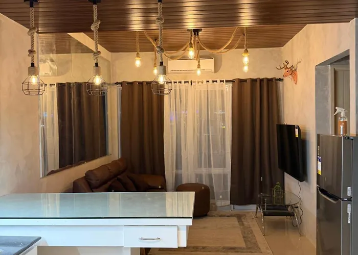 Fireworks View 2 Bedroom - Reynil 3* Manila